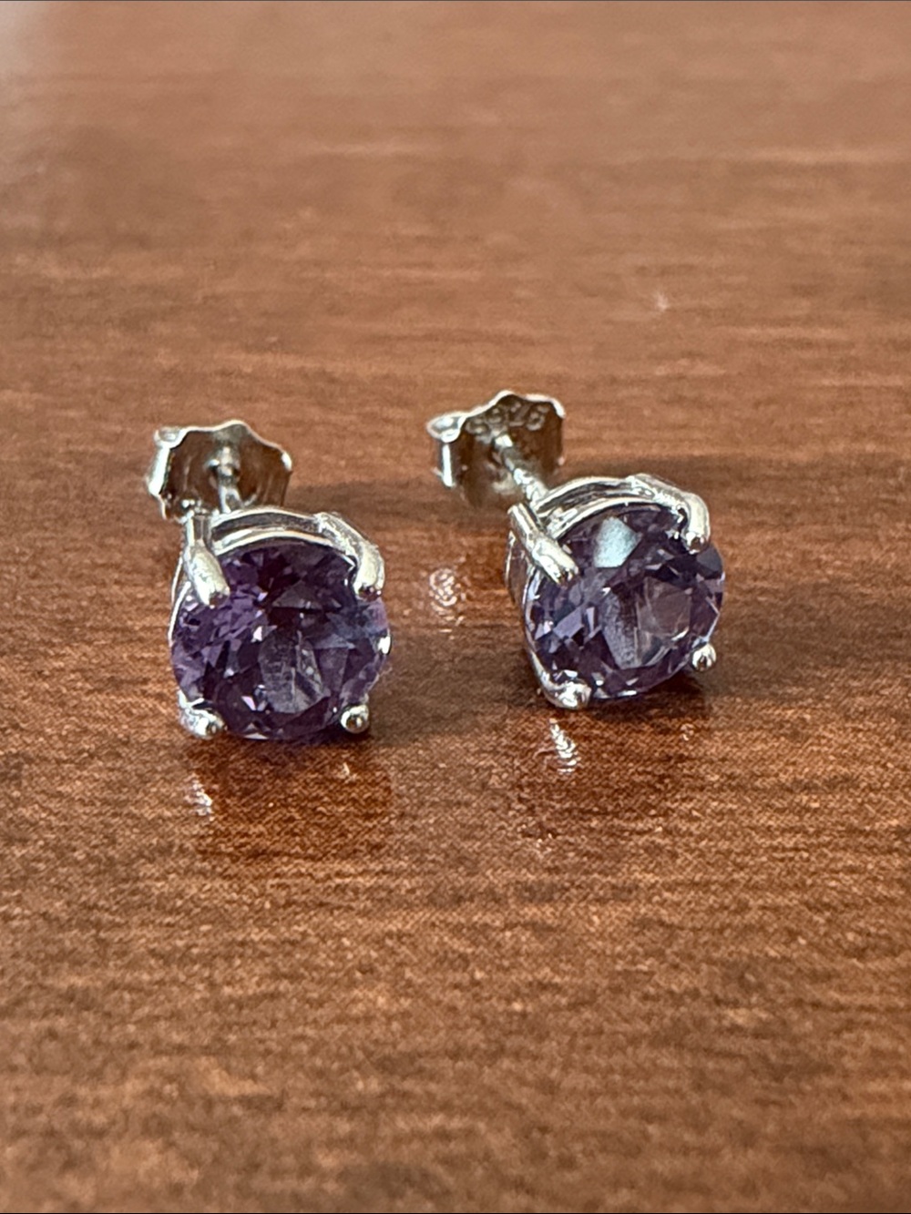 New 925 sterling silver earrings with sparkly purple gemstones